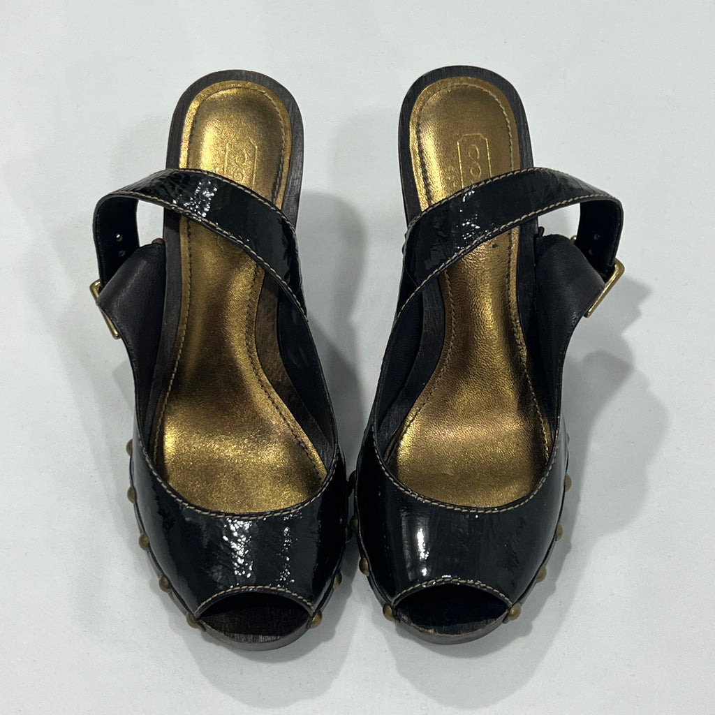 Coach Renae Heels