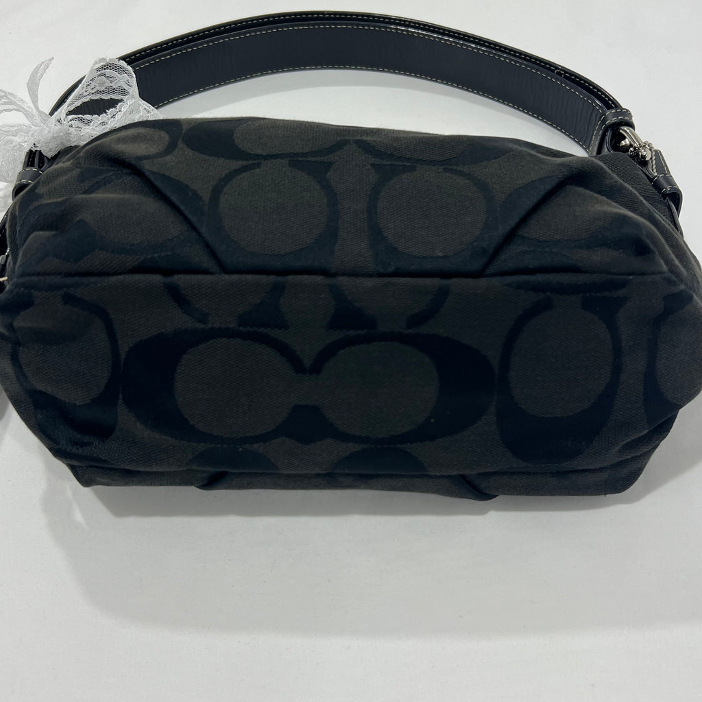 Coach Signature Shoulder Bag