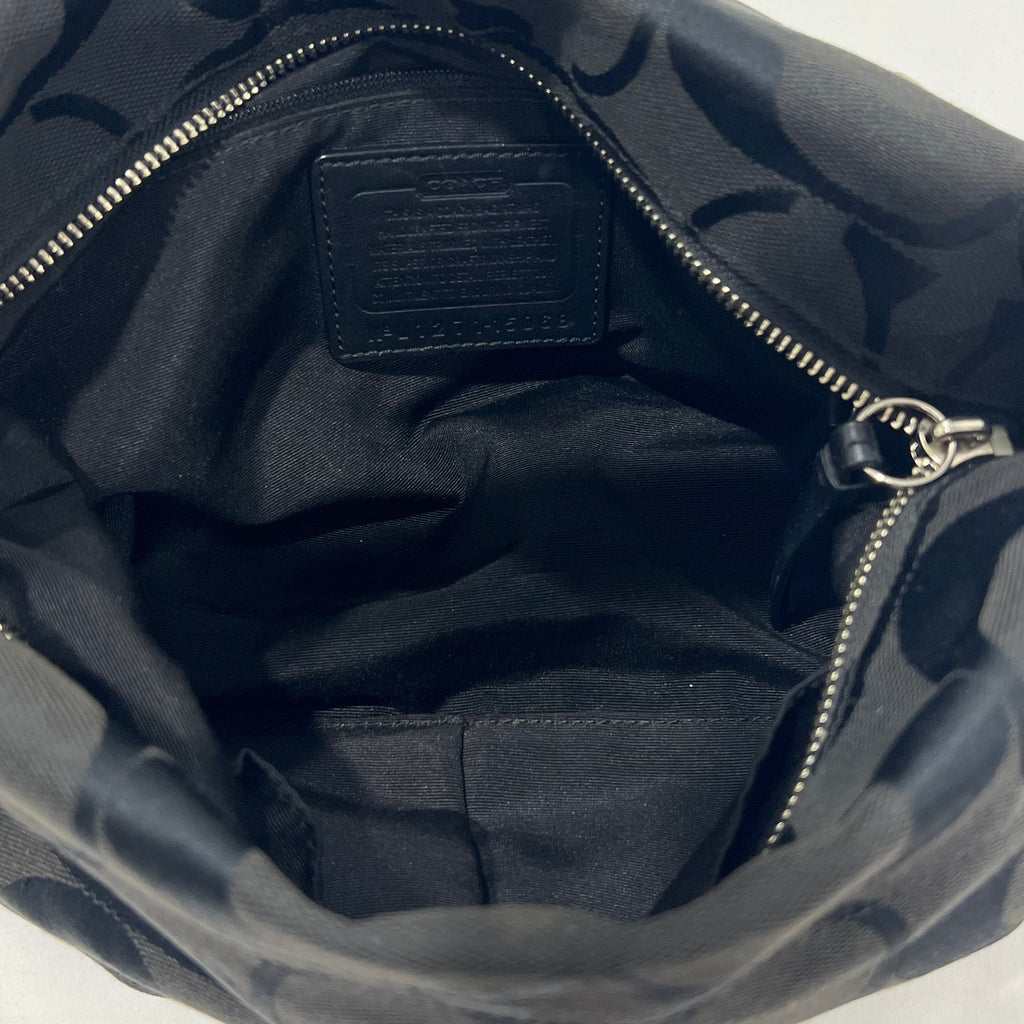 Coach Signature Shoulder Bag