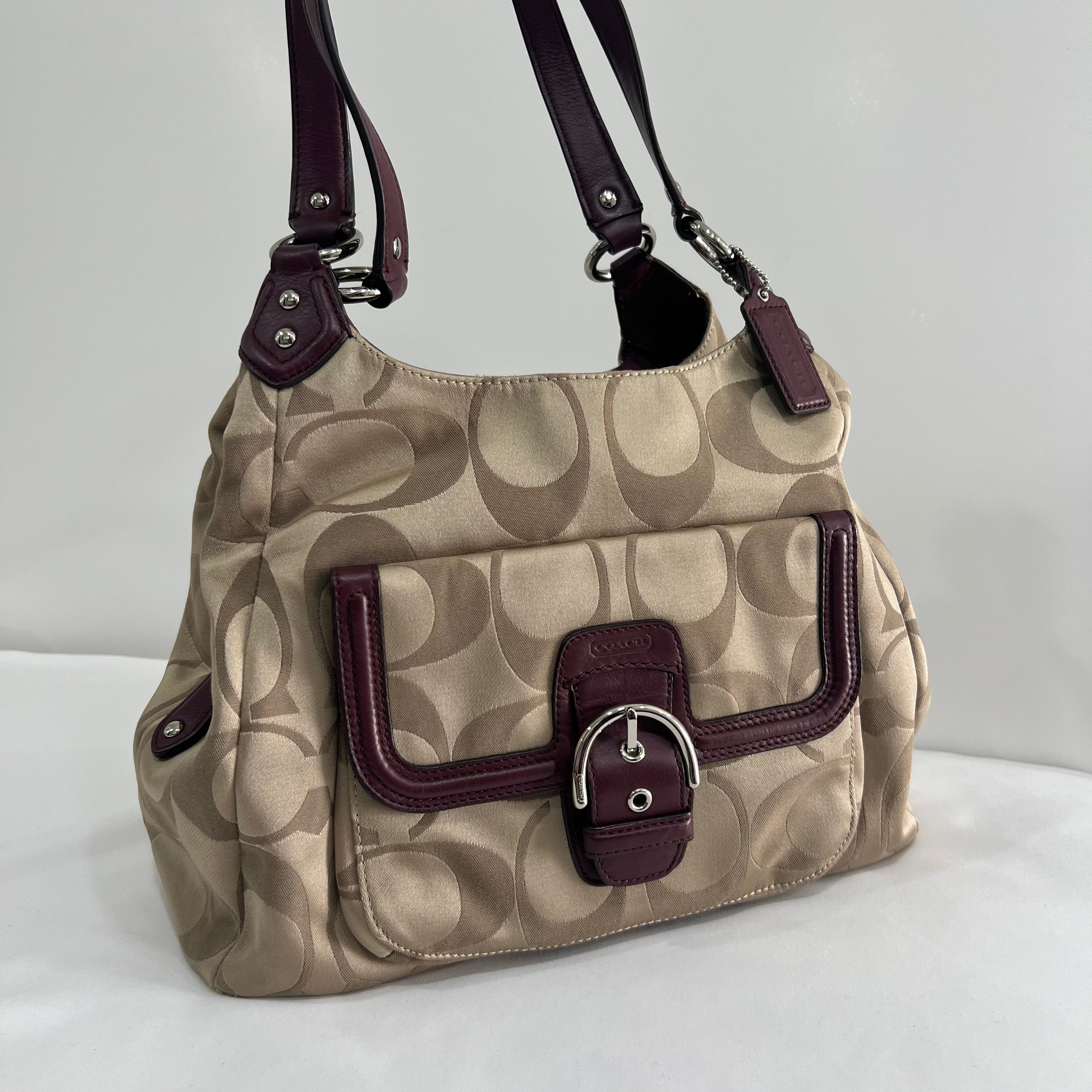 Coach Campbell Hobo Signature Bag