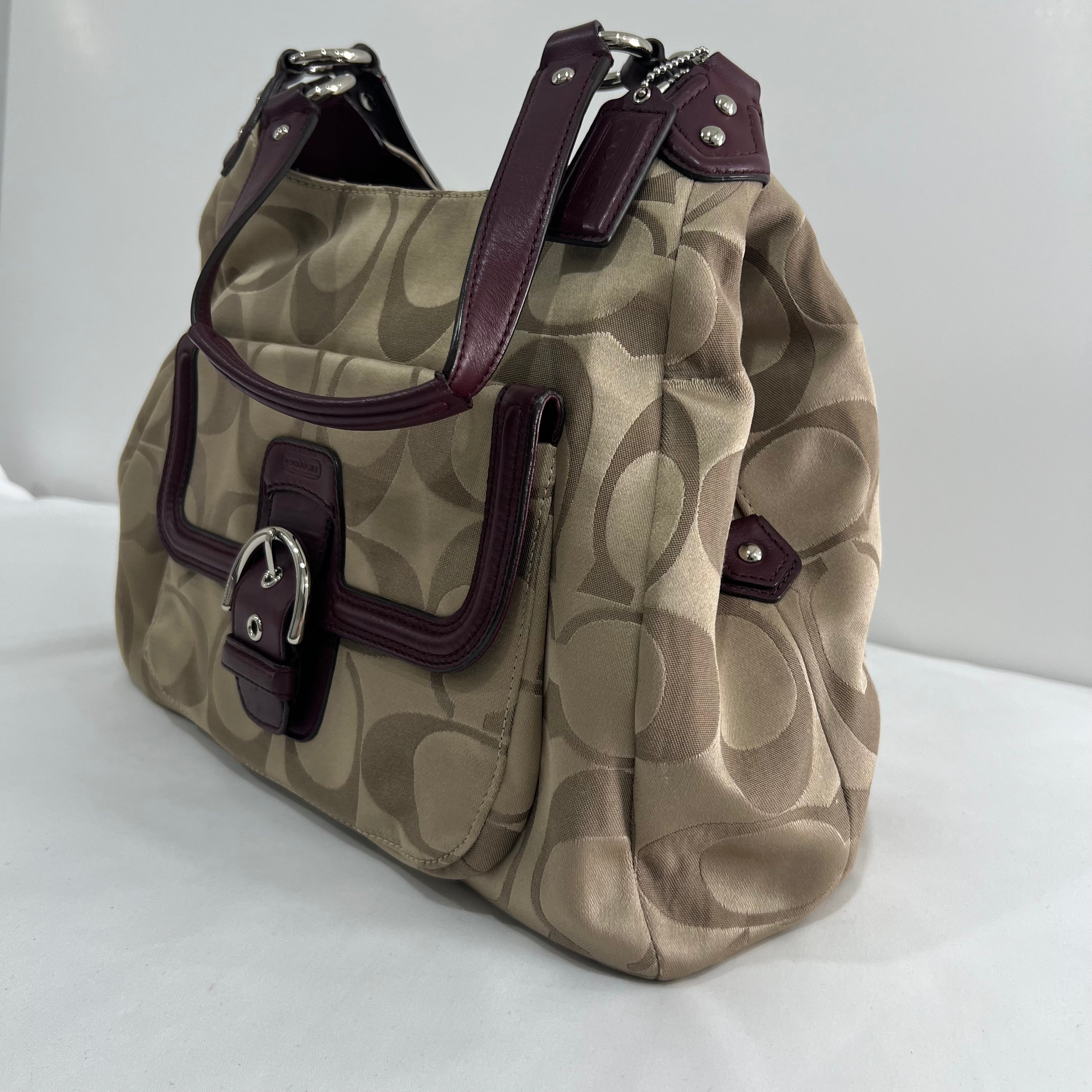 Coach Campbell Hobo Signature Bag